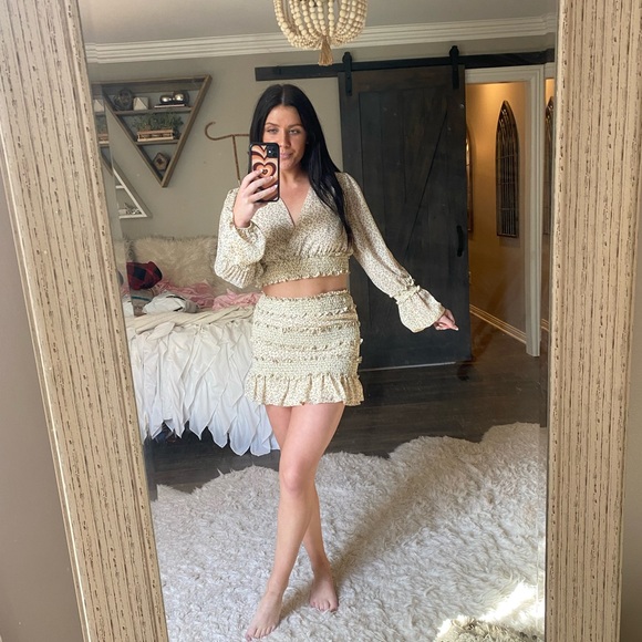 Two Piece Set - Picture 2 of 3